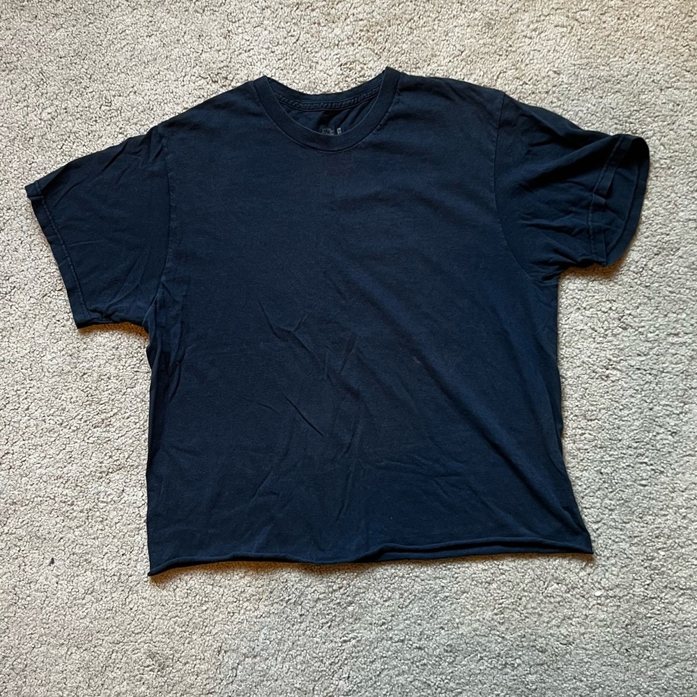 Classic Black Cropped T-Shirt